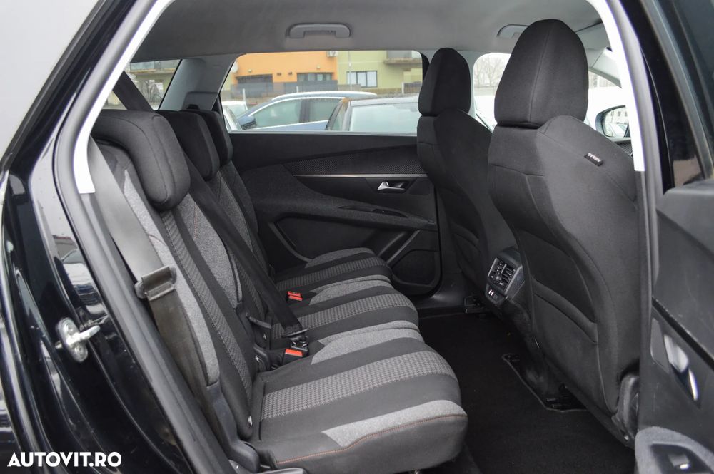 Peugeot 5008 BlueHDI 130 EAT8 Active Pack - 20