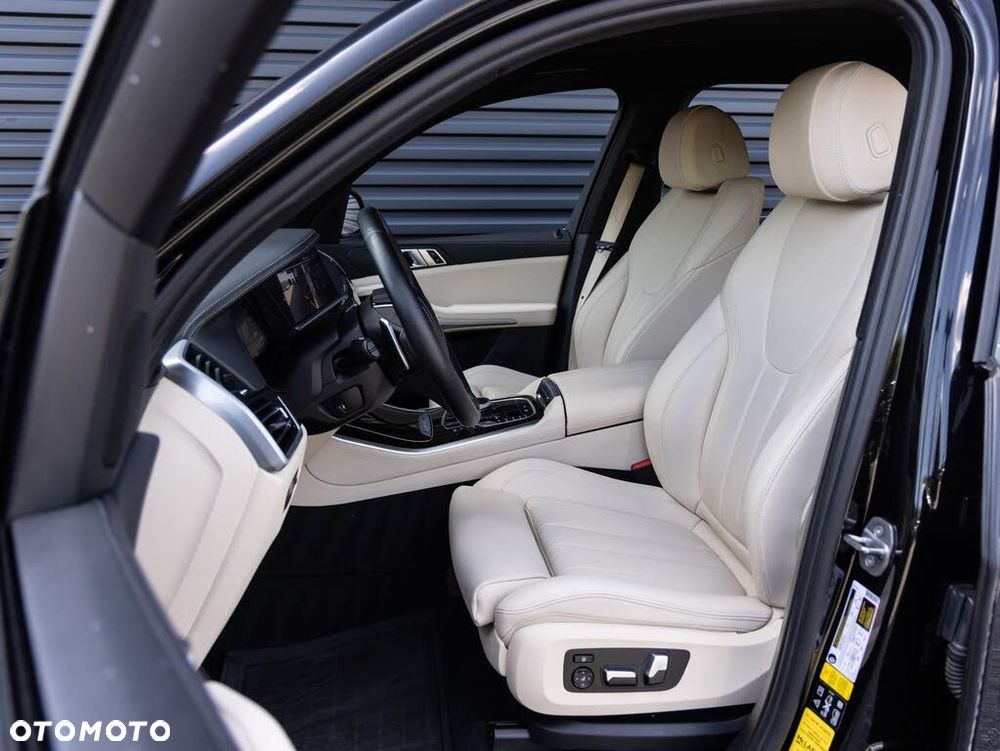 BMW X5 xDrive40i - 21