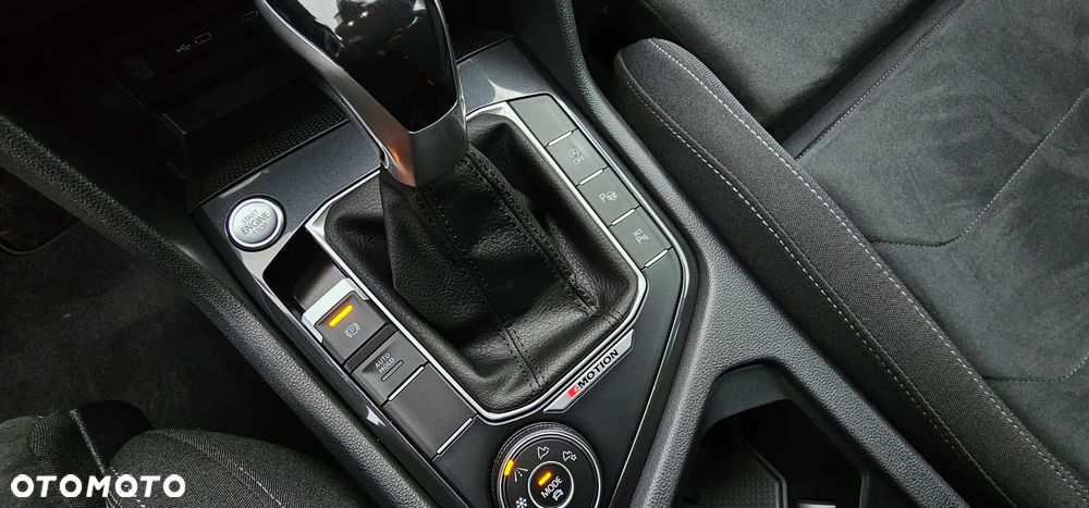 Volkswagen Tiguan 2.0 TSI 4Mot Elegance DSG - 16