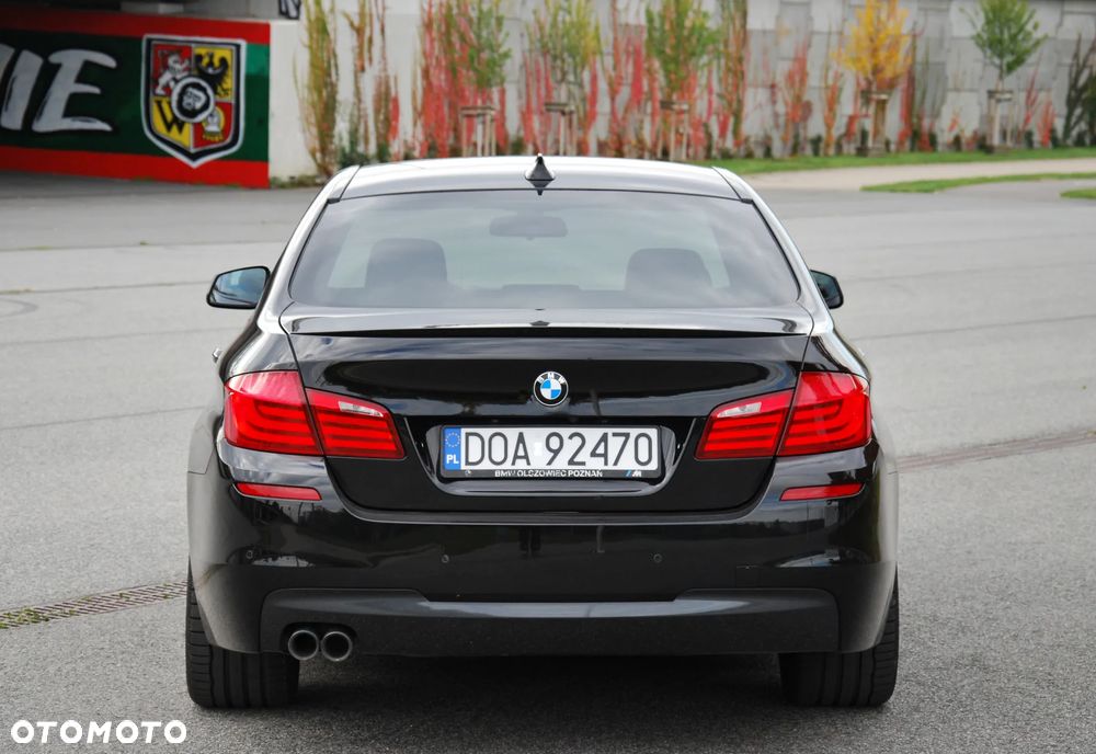BMW Seria 5 525d xDrive - 5