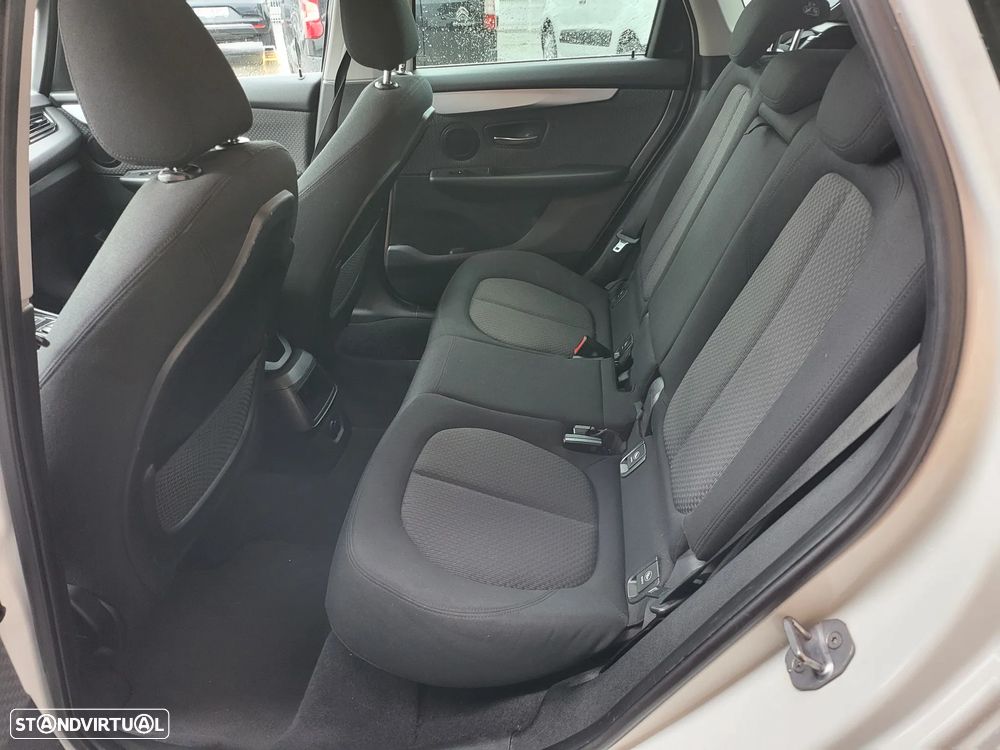 BMW 214 Active Tourer - 7