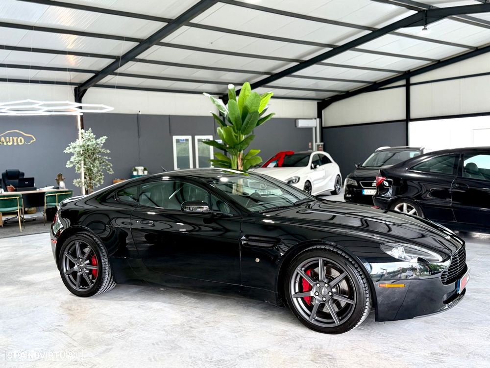 Aston Martin Vantage Coupe V8 Sportshift - 23