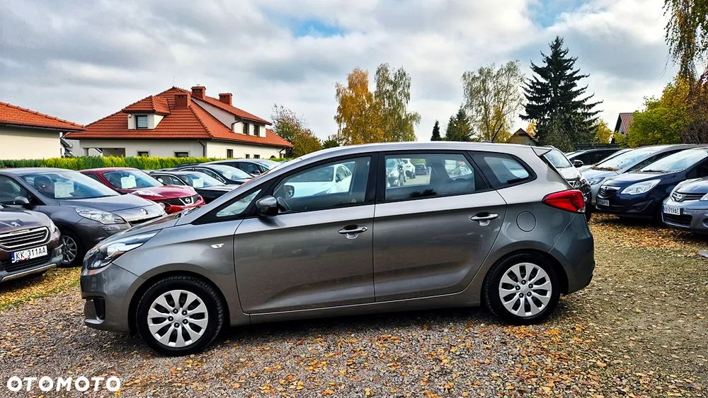 Kia Carens 2.0 GDI XL 7os - 24