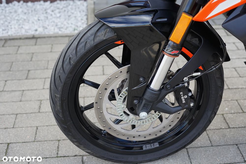 KTM Duke 125 - 31