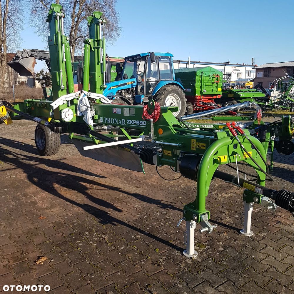 Pronar ZKP300 - 16