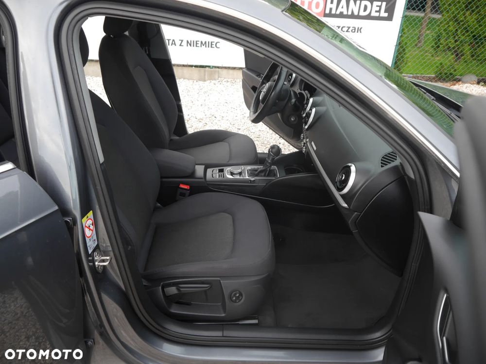 Audi A3 Sportback 2.0 TDI S tronic sport - 6