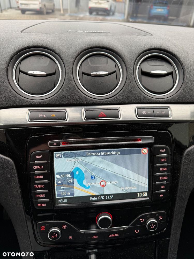 Ford S-Max 2.0 TDCi DPF Titanium - 22