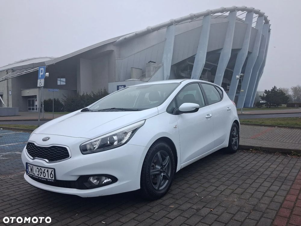 Kia Ceed 1.4 CVVT Spirit - 1
