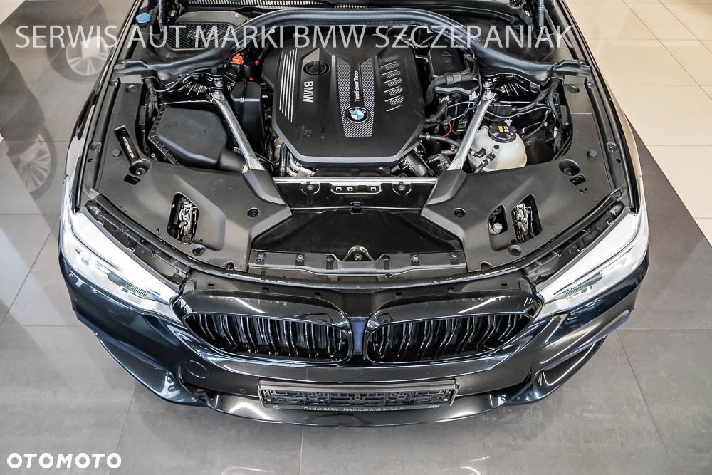BMW Seria 5 530d xDrive M Sport sport - 33
