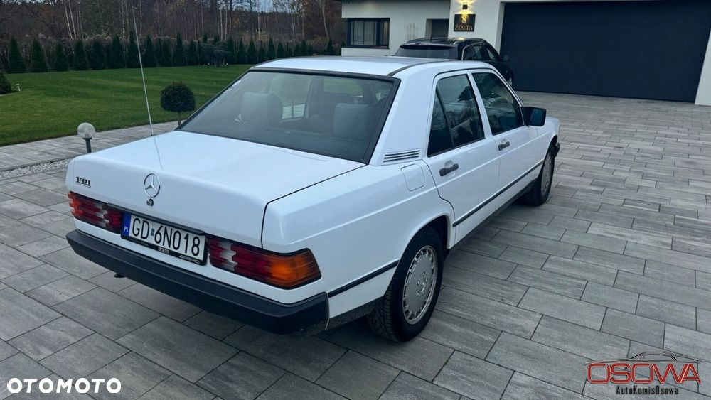 Mercedes-Benz W201 (190) - 17
