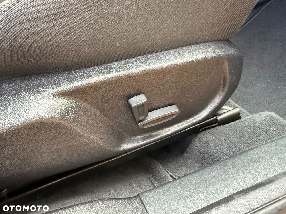 Ford Mondeo 2.0 TDCi Titanium - 28