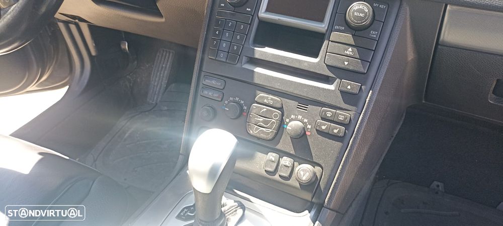 Volvo XC 90 2.4 D5 5L Sport Geartronic - 8