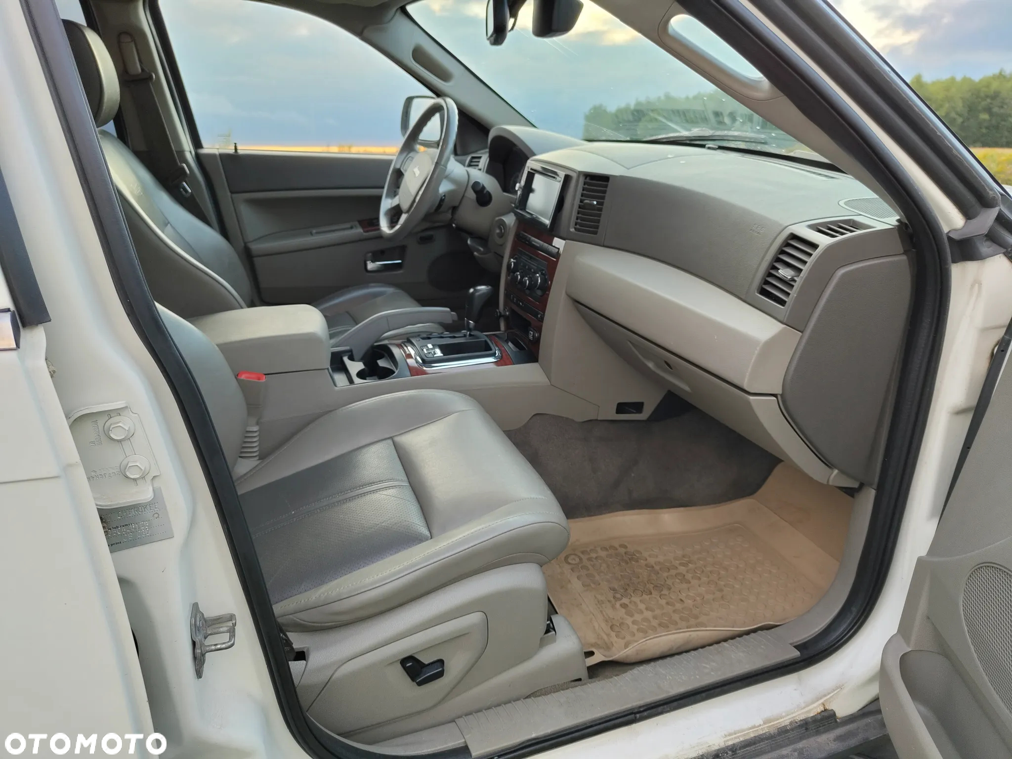 Jeep Grand Cherokee 4.7 Limited - 15