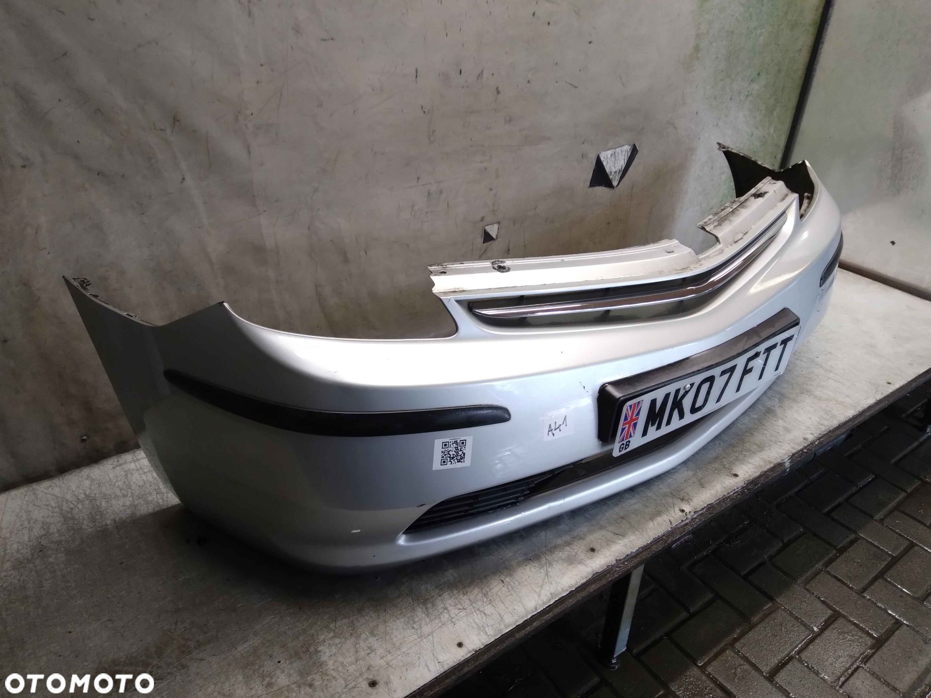 / ZDERZAK PRZÓD PRZEDNI TOYOTA PRIUS 2 II 199 SREBRNY - 2