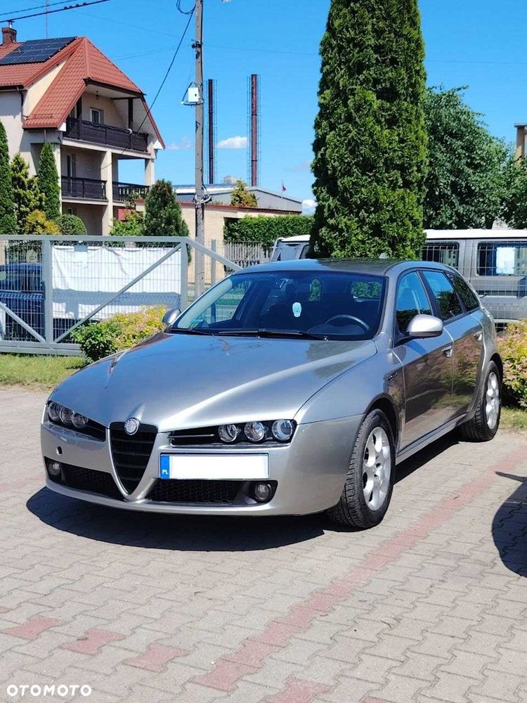 Alfa Romeo 159 - 2