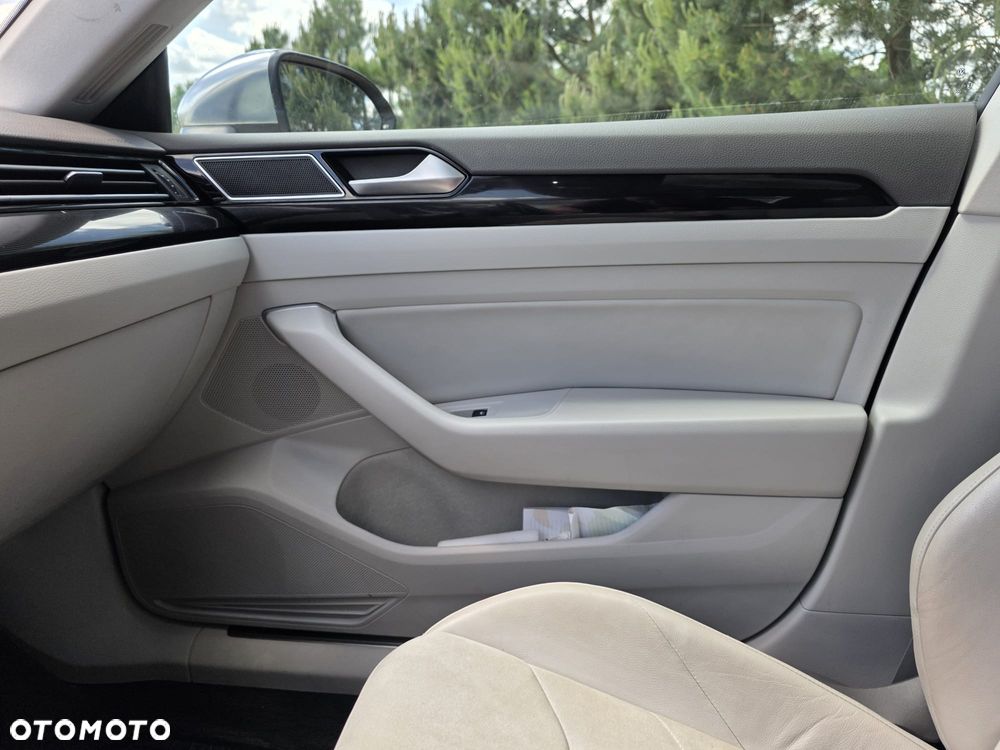 Volkswagen Arteon 2.0 TDI Bi-Turbo SCR 4Mot Elegance DSG - 15