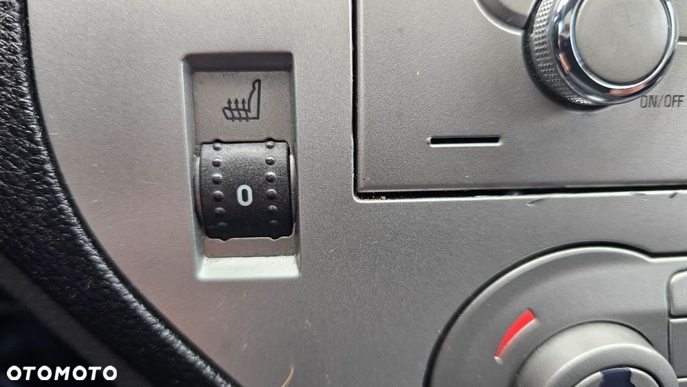 Ford Kuga 2.0 TDCi 2x4 Titanium - 26