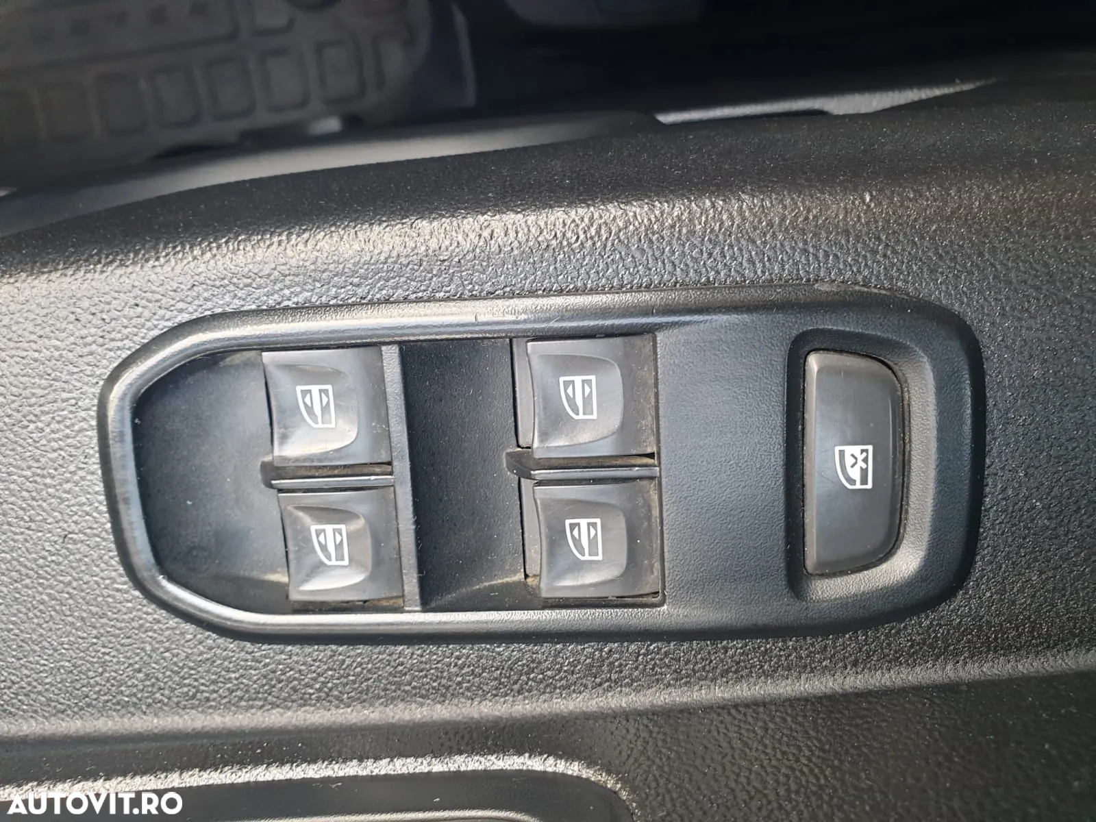 Dacia Duster 1.5 Blue dCi 4WD Comfort - 26