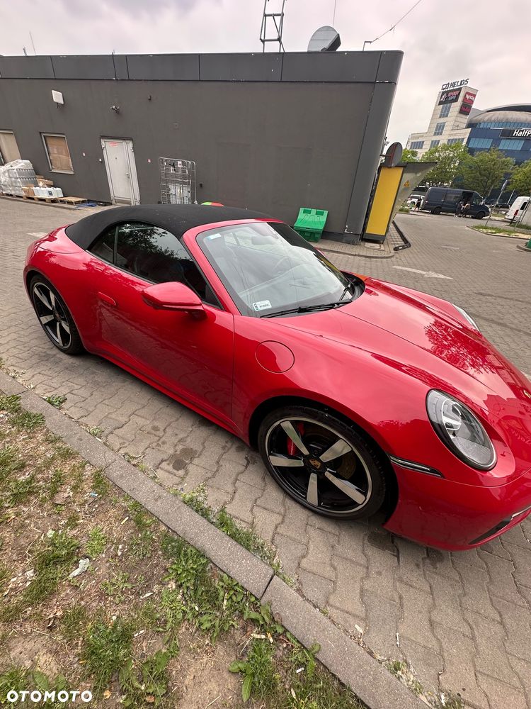 Porsche 911 Carrera 4S - 15