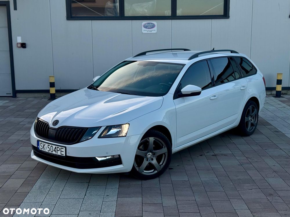 Skoda Octavia 2.0 TDI Ambition DSG - 1