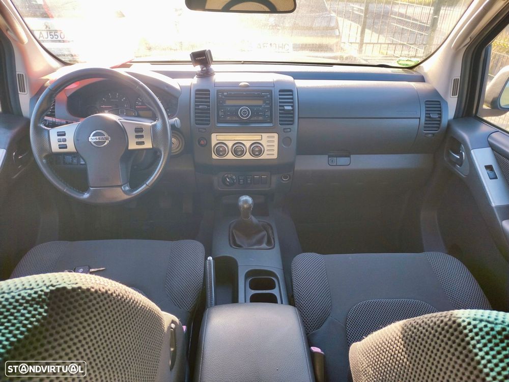 Nissan Navara 2.5 dCi CD LE Premium - 5