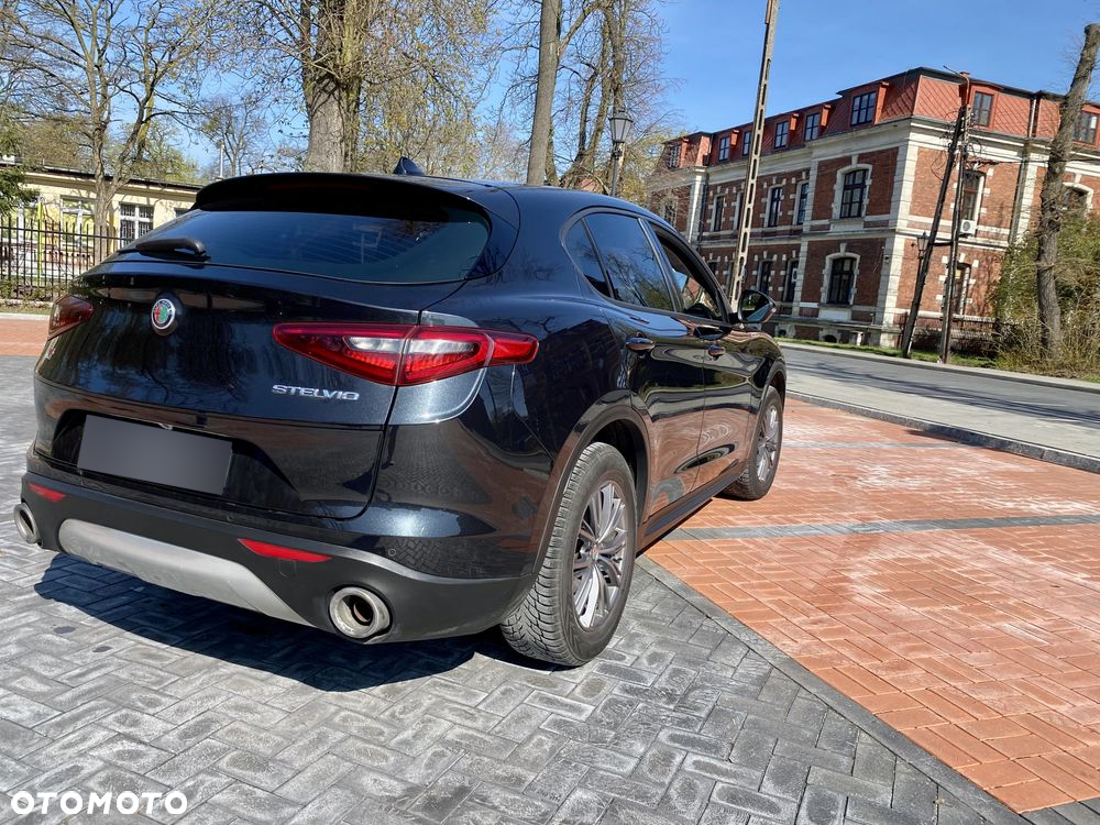 Alfa Romeo Stelvio 2.0 Turbo Q4 - 13