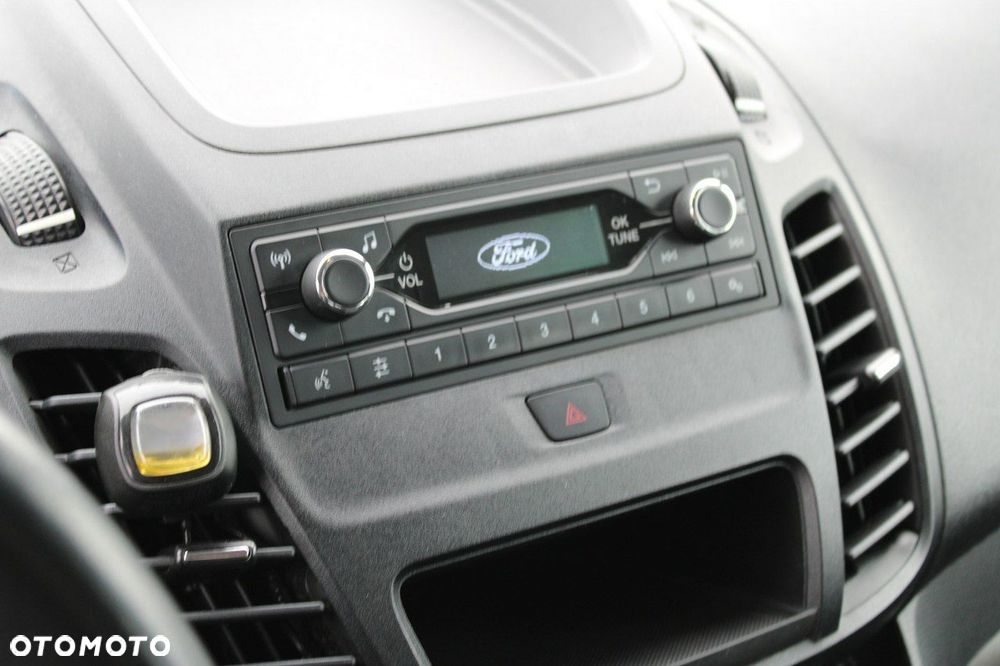 Ford Transit Connect - 21