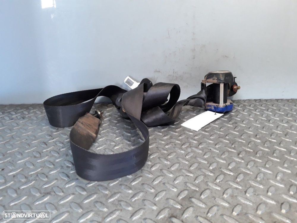 CINTO DE SEGURANÇA TRASEIRO ESQUERDO MITSUBISHI GALLOPER 2.5 TD INTERCOOLER 99CV... - 1