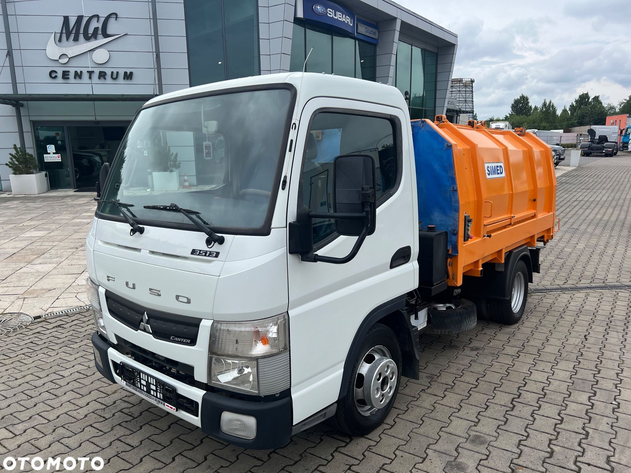 Mitsubishi Canter 3S13 - 1