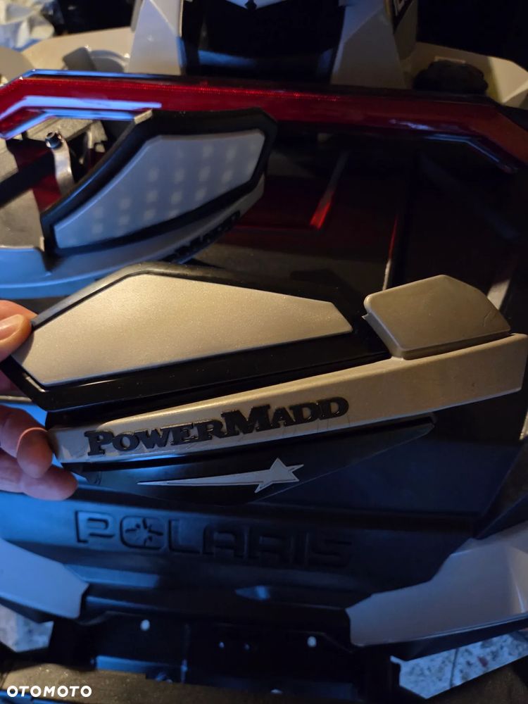 Polaris Sportsman - 12