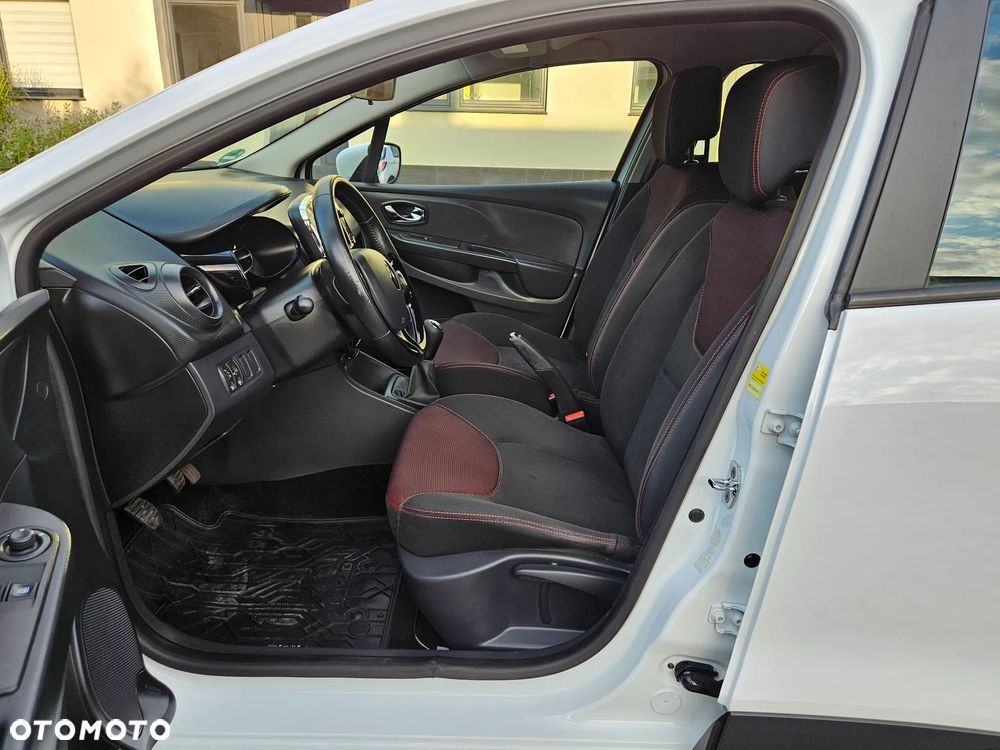 Renault Clio Cargo 1.2 16V 75 Extra - 9