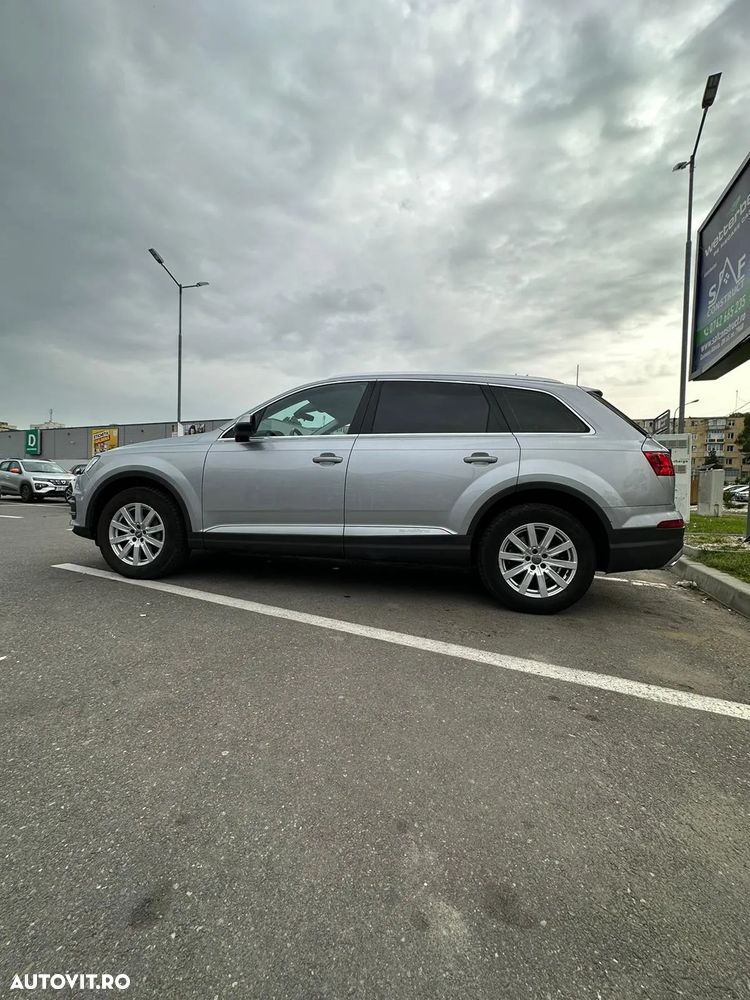 Audi Q7 - 10