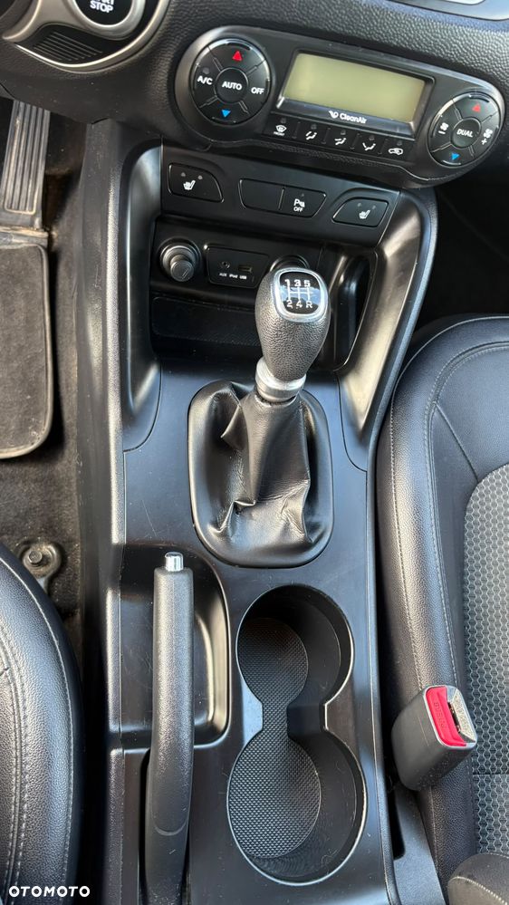 Hyundai ix35 - 13