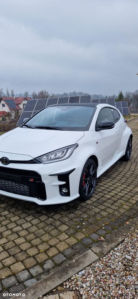 Toyota Yaris 1.5 GR Sport - 4