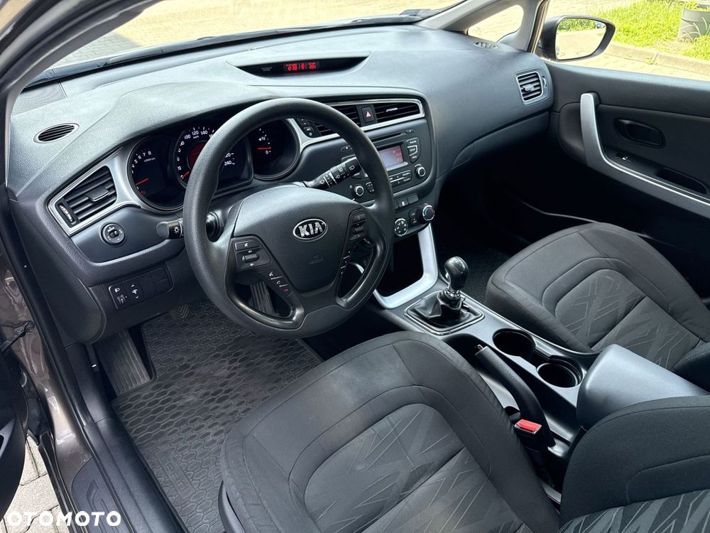 Kia Ceed 1.4 S - 10