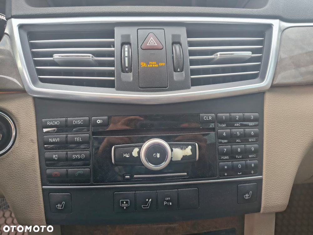 Mercedes-Benz Klasa E - 17