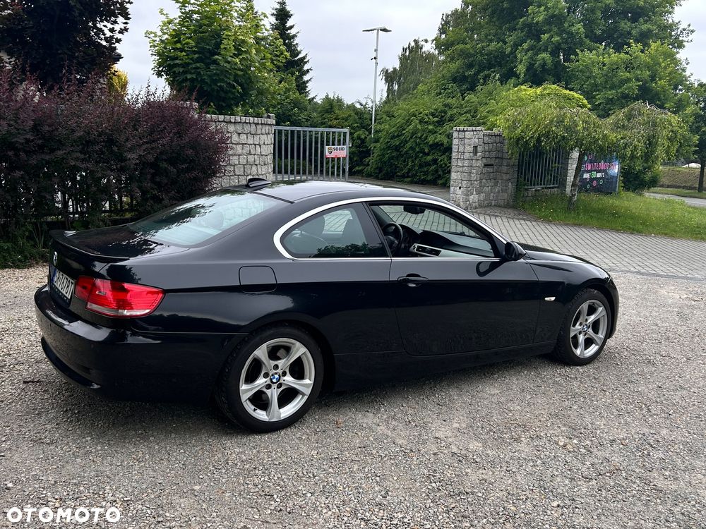 BMW Seria 3 330xd Coupe - 5