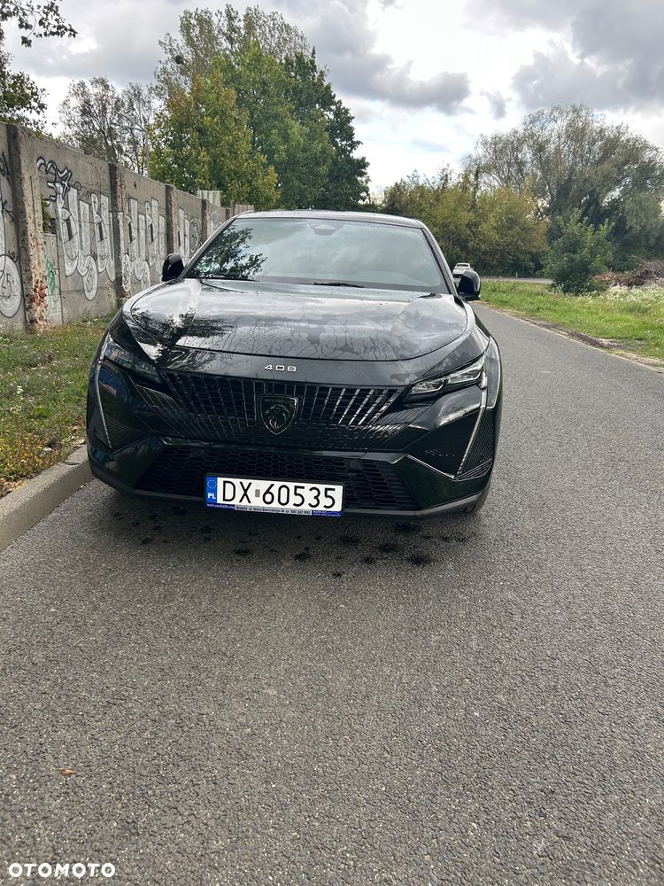 Peugeot 408 - 4
