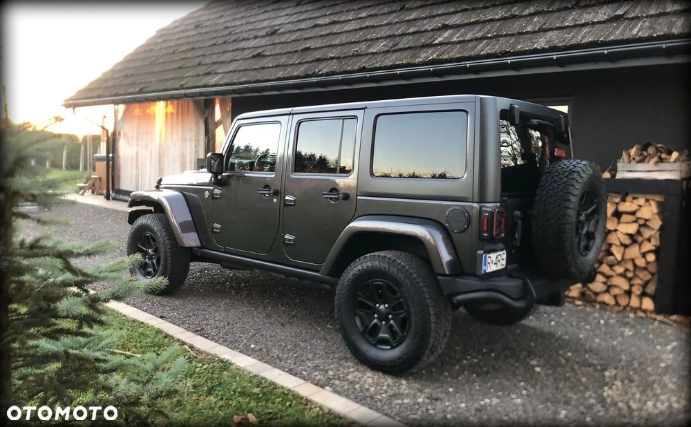 Jeep Wrangler 3.6 Unlim Sahara - 12