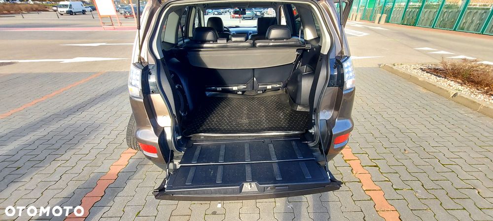 Mitsubishi Outlander 2.0 Intense + 2WD EU5 CVT - 18