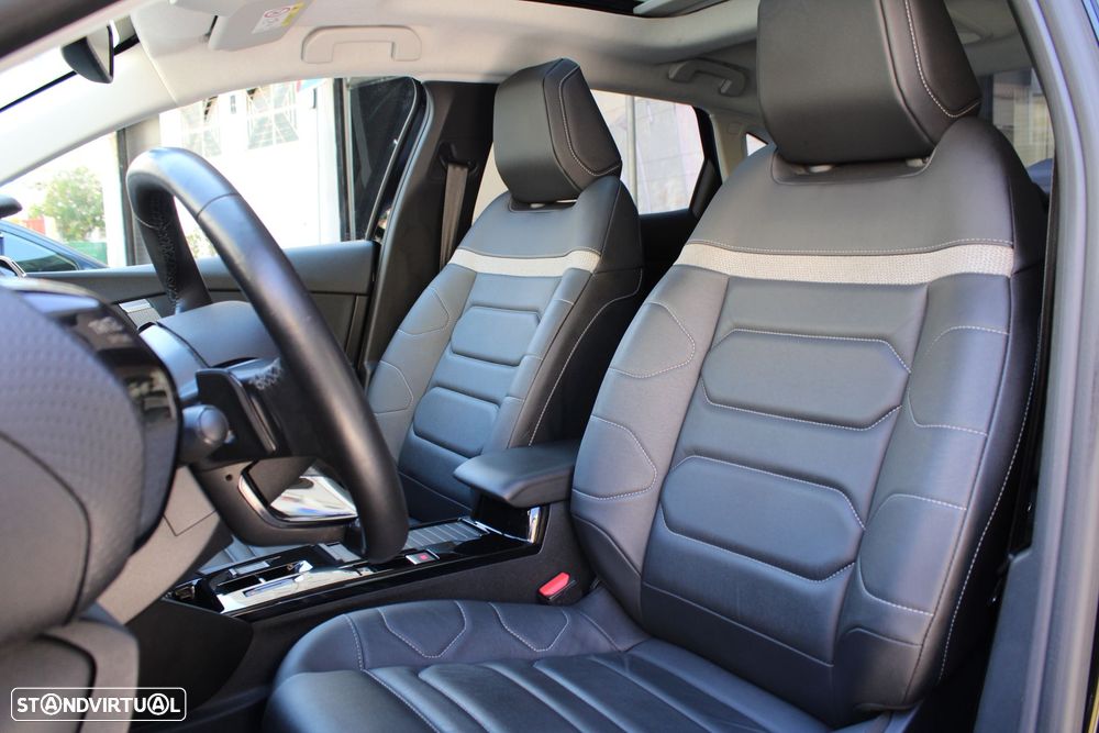 Citroën C4 X PureTech 130 Stop&Start EAT8 SHINE - 32