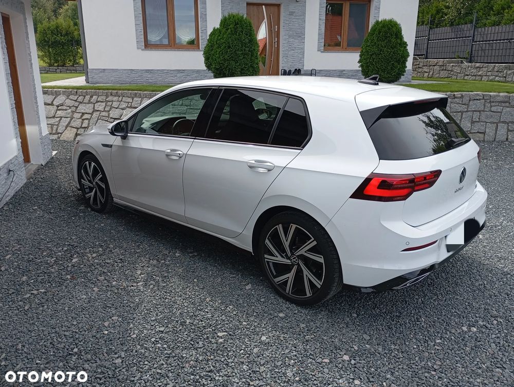 Volkswagen Golf 1.5 eTSI OPF DSG R-Line - 13
