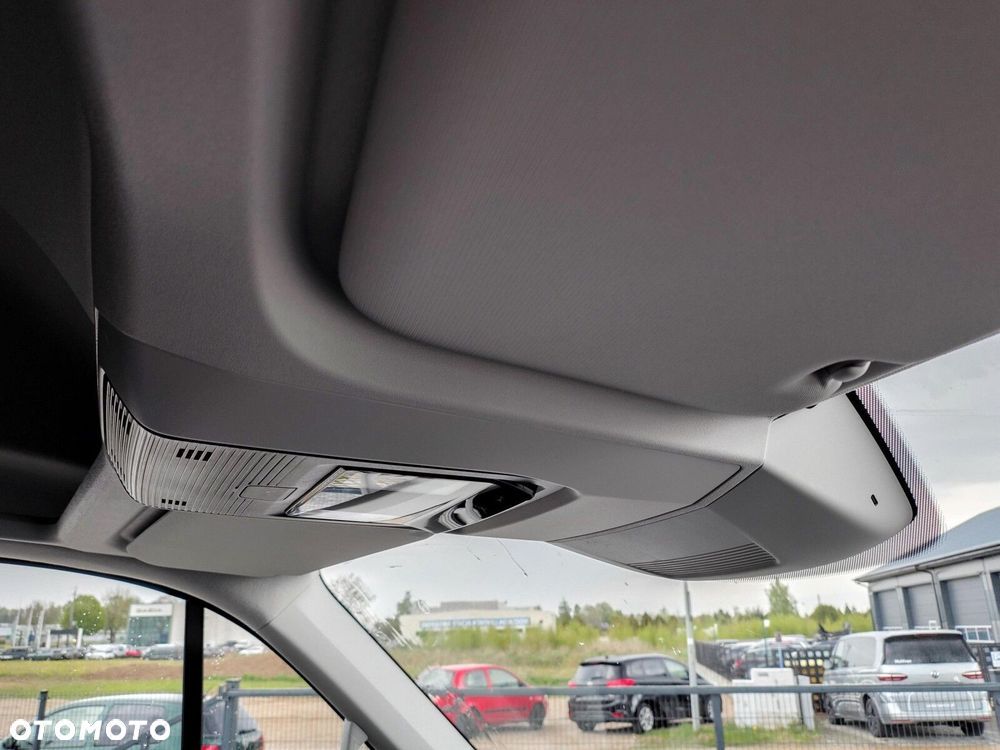 Volkswagen Crafter 35 Furgon z wysokim dachem silnik: 2,0 l EU6 SCR 177 KM, przedni 8-bieg.automatyczna, r.o : 4490 mm - 21