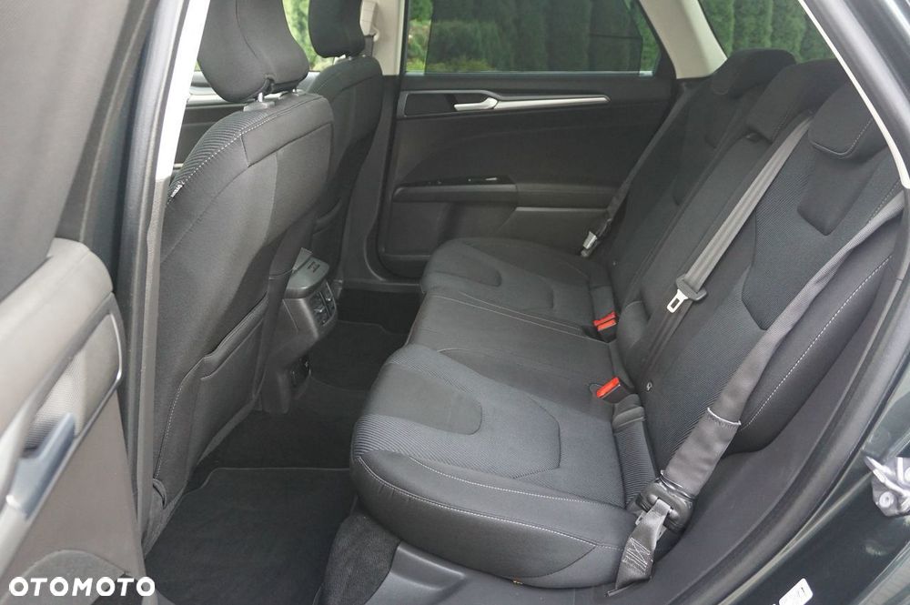 Ford Mondeo 2.0 TDCi STart-Stopp Titanium - 34