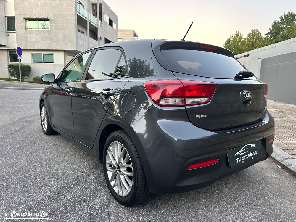 Kia Rio 1.4 CRDi TX Prime - 7