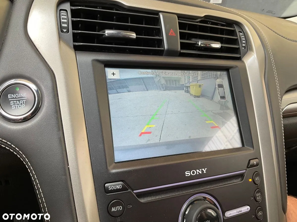Ford Mondeo Vignale 2.0 Hybrid - 10