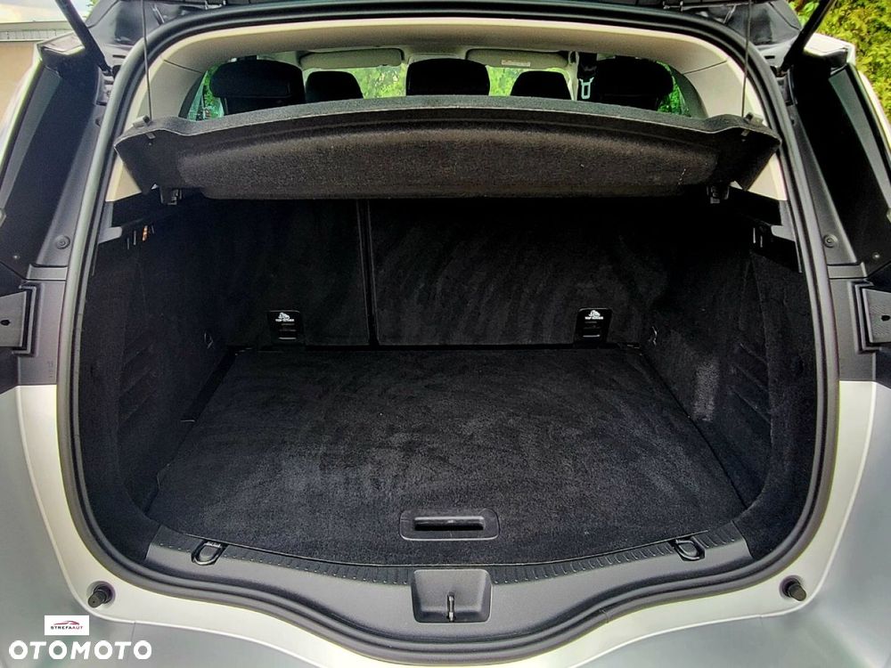 Renault Scenic - 32
