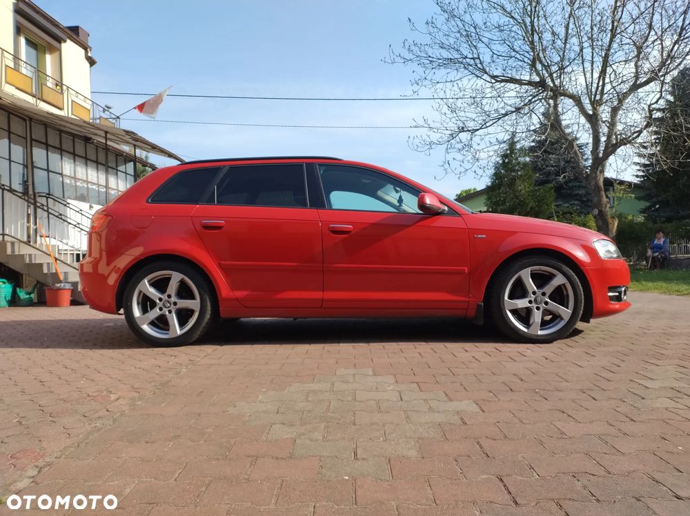 Audi A3 Sportback 1.6 TDI Ambiente S tronic - 3