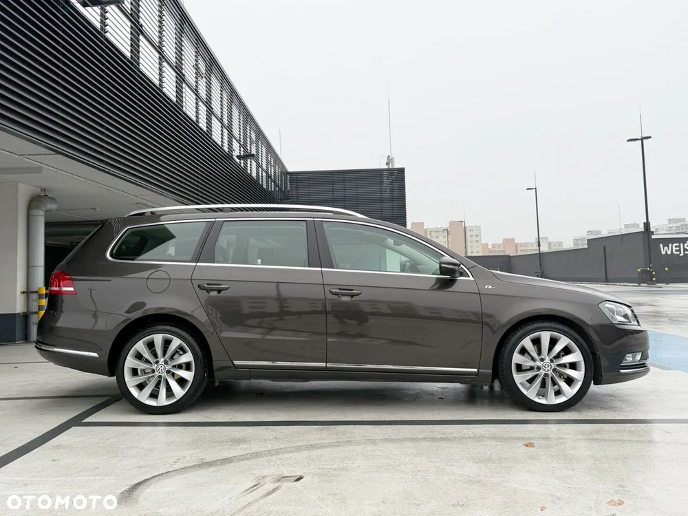 Volkswagen Passat 2.0 TDI Highline DSG - 8