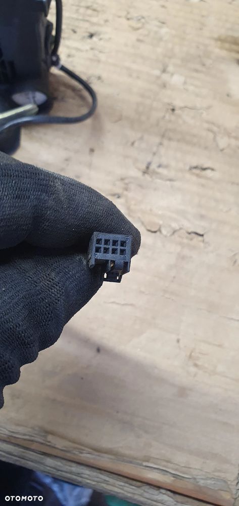 Zamek drzwi lewy przód przedni lewy Mercedes E-Klasa W211 2117200335 - 7